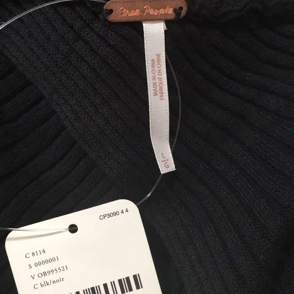 Free People Prosecco Black Sweater NWT SZ L - Picture 6 of 8